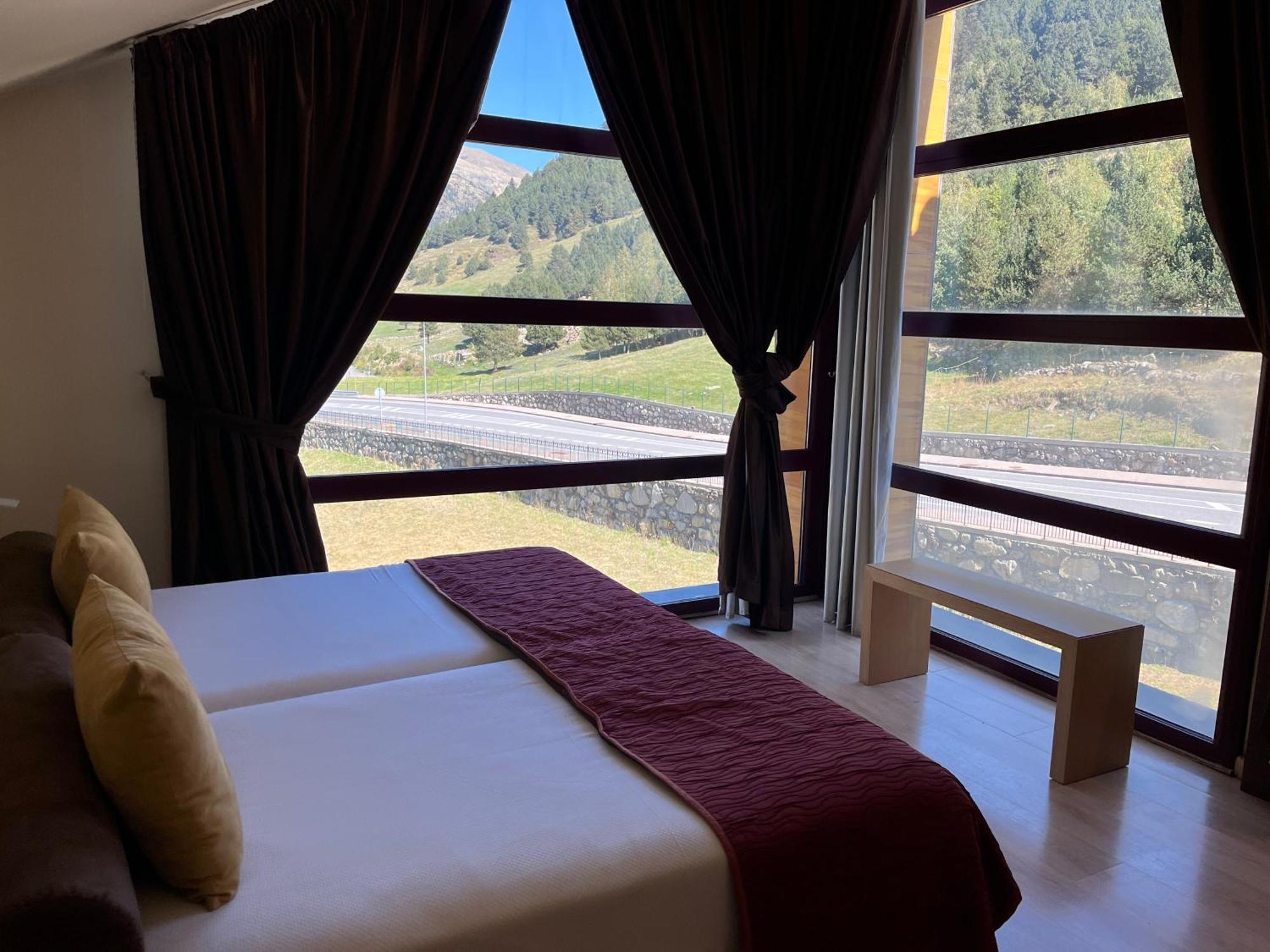 Wuau! Hotel Galanthus & Spa Canillo Eksteriør bilde